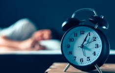 失眠了如何快速入睡？五个方法提高睡眠质量！
